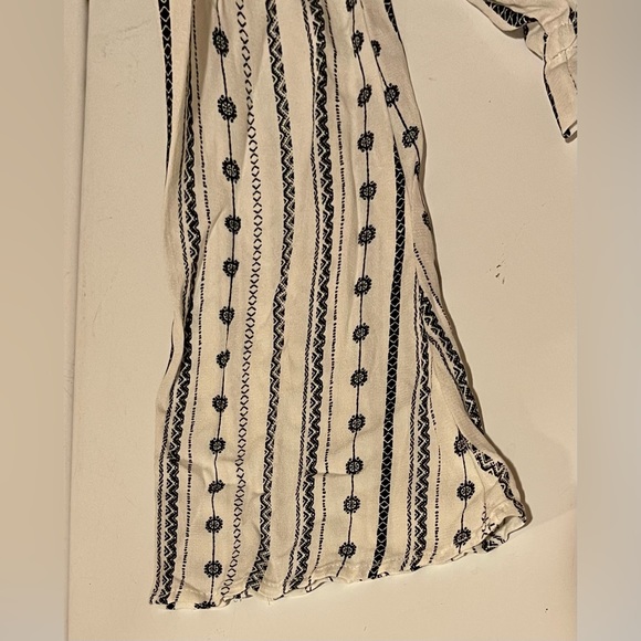 Divided off-the-shoulder crop top - - Small - Picture 3 of 4